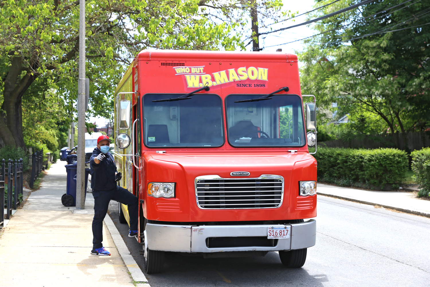 WB Mason Truck with Driver