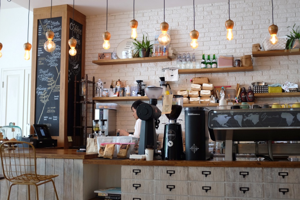 Mom and Pop Coffee Shop